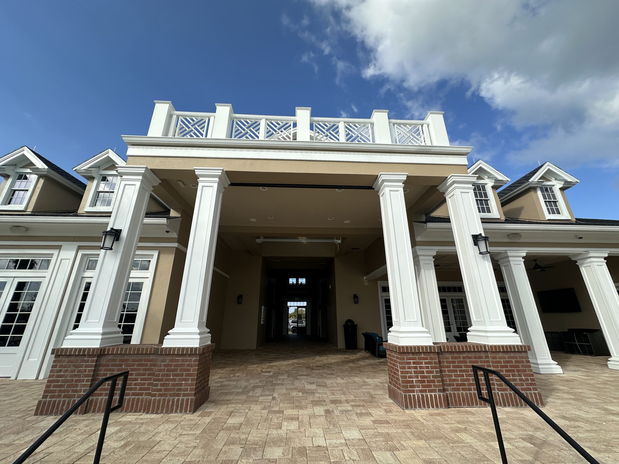 Clubhouse entrance — columns & trim by Color Pros Painting